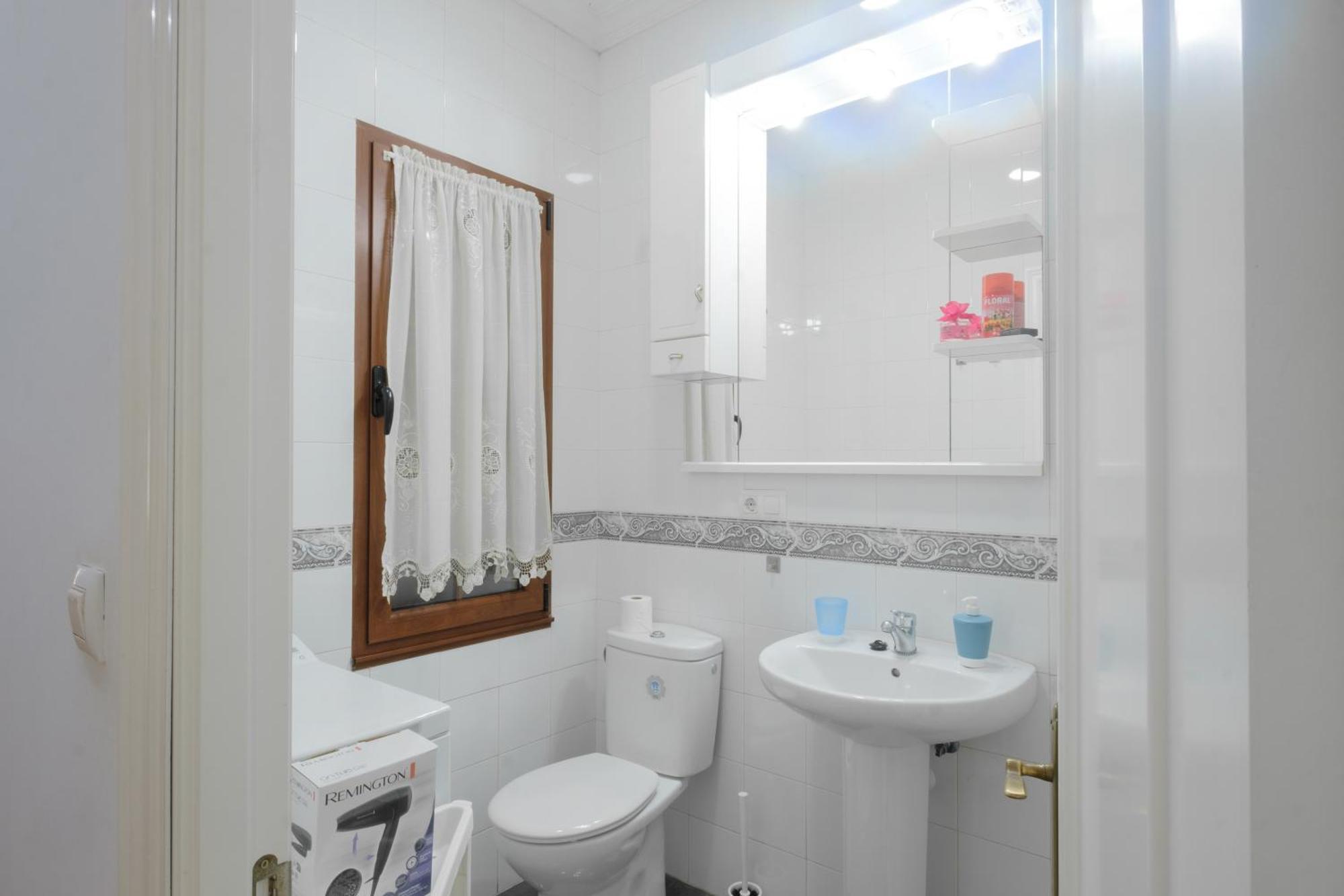 - Avda La Costa Apartment Gijon